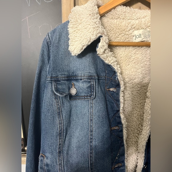 Jean Jacket - Picture 3 of 6